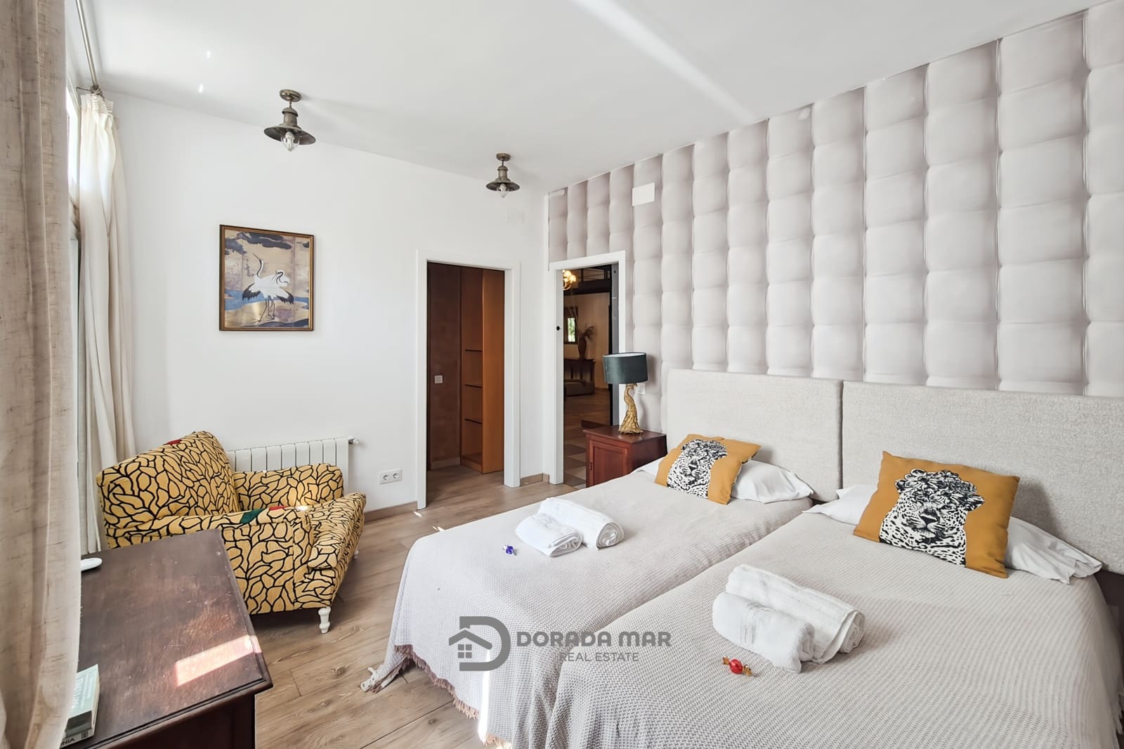 7 sypialnia Pensjonat na sprzedaż w Olivella z basenem garażem - 1 690 000 € (Ref: 9889498)