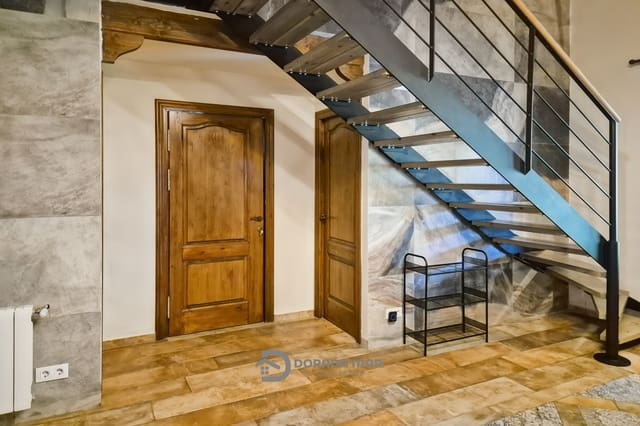 7 sypialnia Pensjonat na sprzedaż w Olivella z basenem garażem - 1 690 000 € (Ref: 9889498)