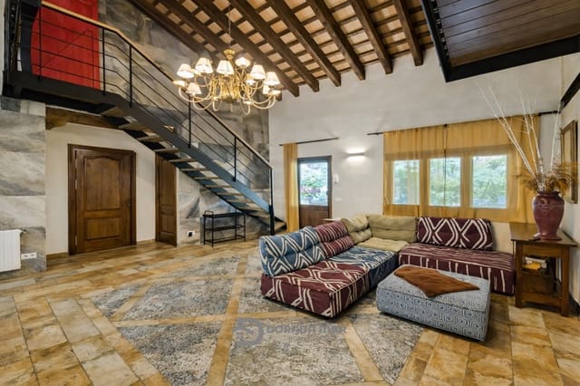 7 sypialnia Pensjonat na sprzedaż w Olivella z basenem garażem - 1 690 000 € (Ref: 9889498)