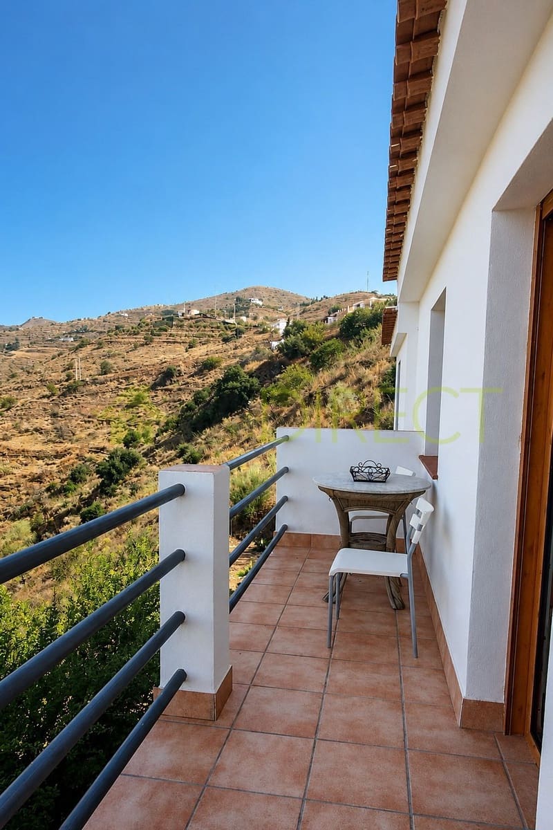 2 bedroom Finca/Country House for rent in Salobrena with pool garage - € 1,320 (Ref: 10002600)