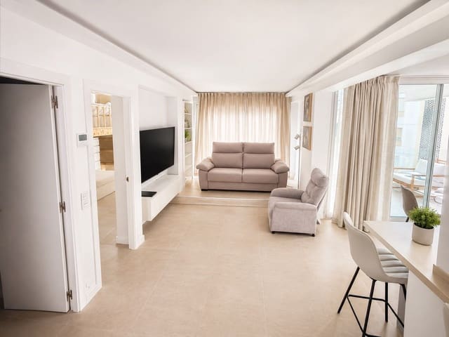 3 slaapkamer Flat te huur in Torre del Mar, Vélez-Málaga met zwembad - € 1.920 (Ref: 10004995)