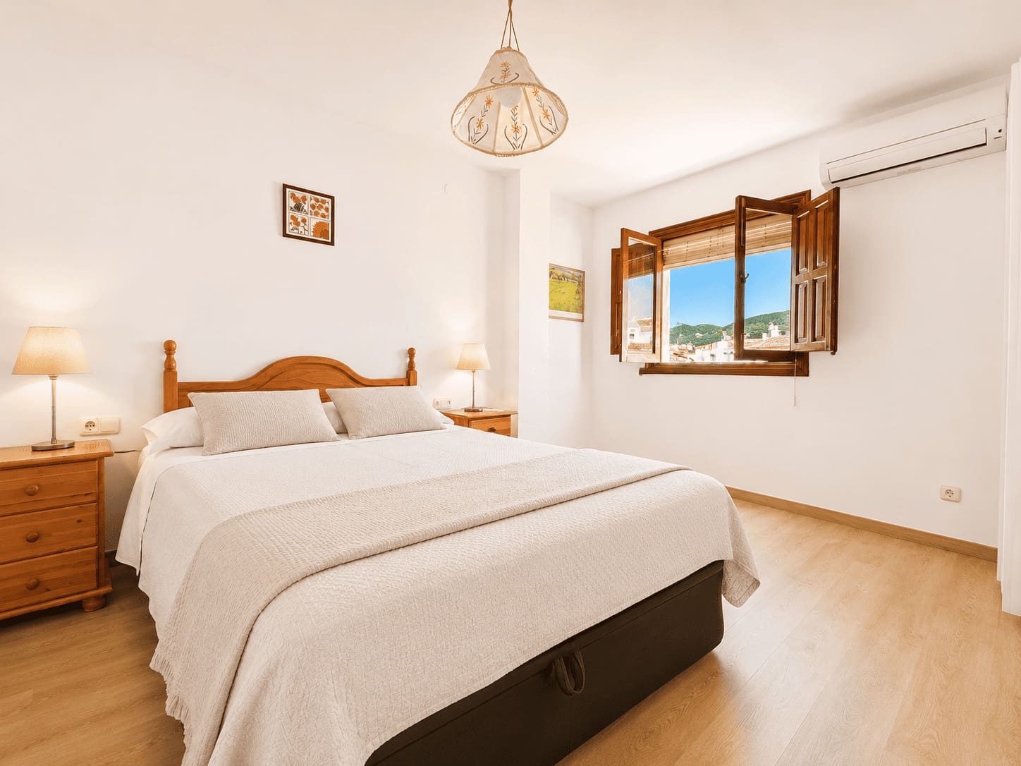 3 bedroom Apartment for rent in Frigiliana - € 1,200 (Ref: 10008308)