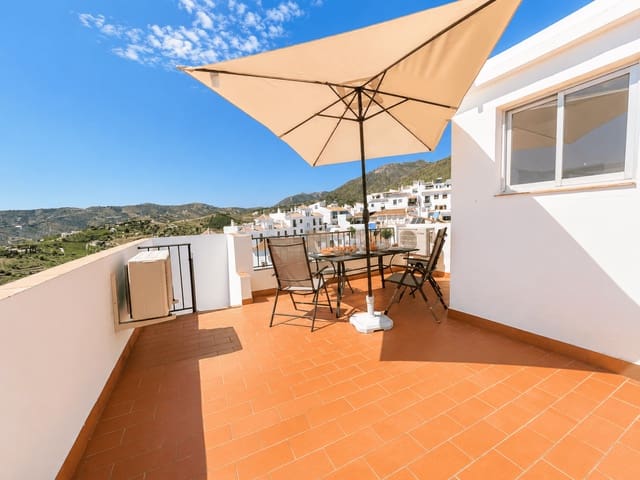 3 bedroom Apartment for rent in Frigiliana - € 1,200 (Ref: 10008308)