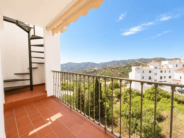 3 bedroom Apartment for rent in Frigiliana - € 1,200 (Ref: 10008308)