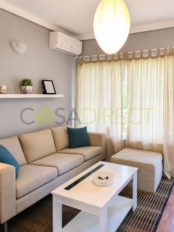 Villa/Maison Semi-Mitoyenne de 1 chambre à louer à Torremolinos - 1 035 € (Ref: 10010250)