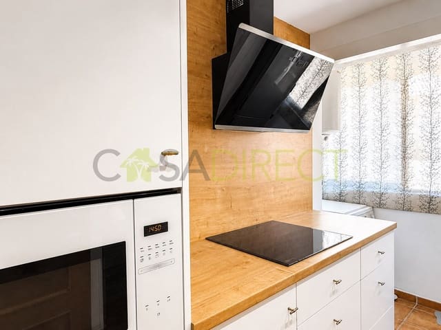 Appartement de 1 chambre à louer à La Herradura, Almuñécar - 1 200 € (Ref: 10017047)
