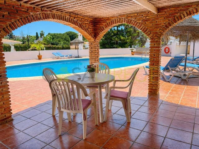 1 sovrum Villa att hyra i Marbella med pool - 1 100 € (Ref: 10025080)