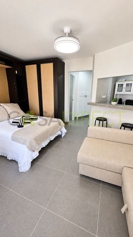 Studio à louer à Torrox avec piscine - 900 € (Ref: 10033433)