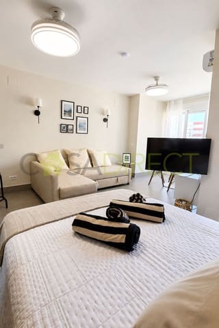 Studio à louer à Torrox avec piscine - 900 € (Ref: 10033433)