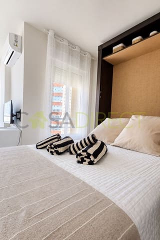 Studio à louer à Torrox avec piscine - 900 € (Ref: 10033433)
