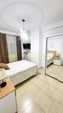 Piso de 2 habitaciones en Granada ciudad en alquiler con piscina - 900 € (Ref: 10042497)