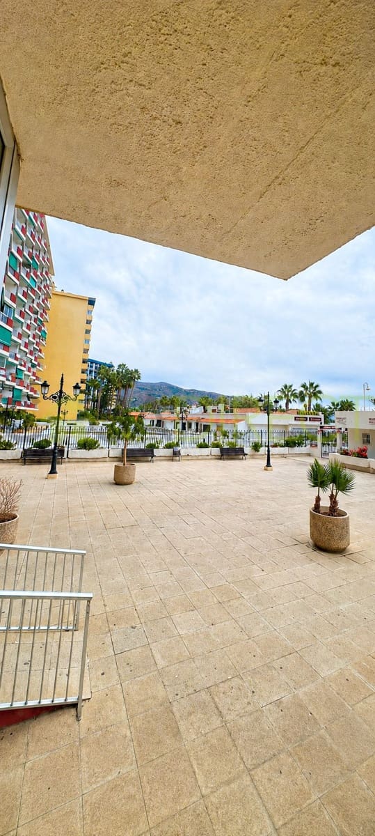 Piso de 2 habitaciones en Granada ciudad en alquiler con piscina - 900 € (Ref: 10042497)