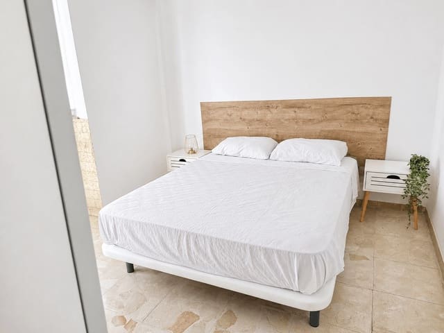 2 sypialnia Mieszkanie do wynajęcia w Las Chapas, Miasto Málaga - 1 440 € (Ref: 10042498)