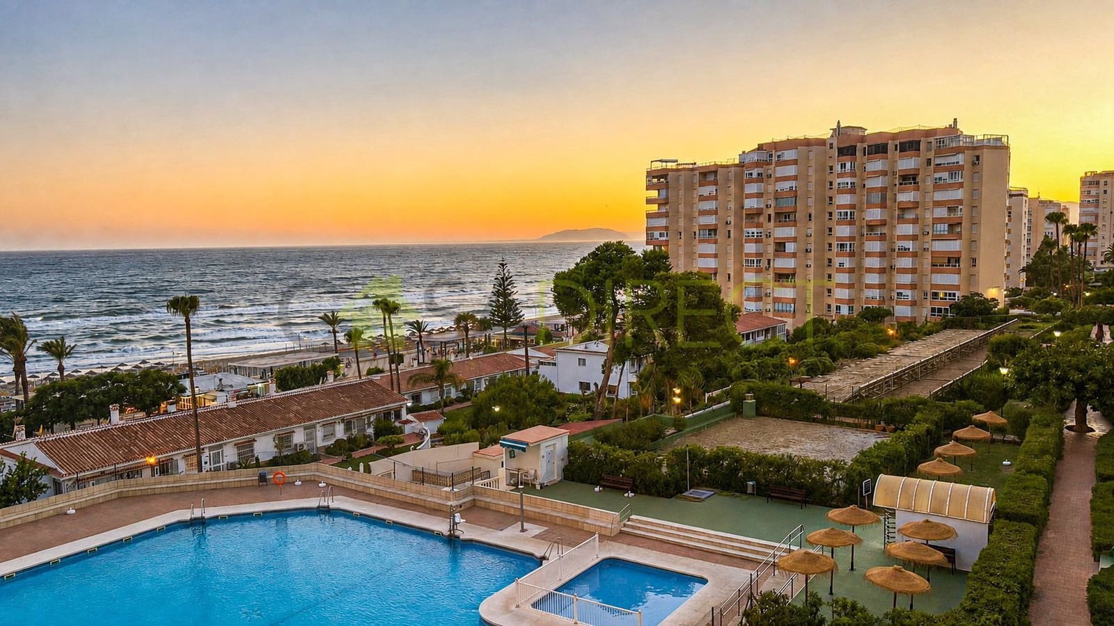 1 slaapkamer Flat te huur in Torrox met zwembad - € 820 (Ref: 10044457)