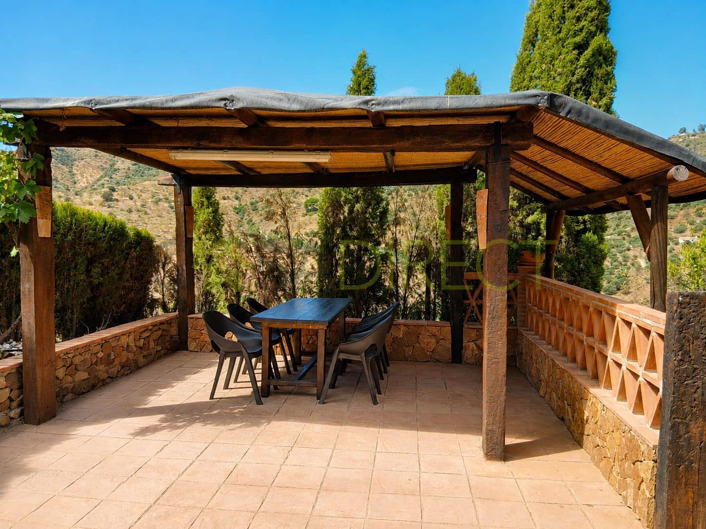 3 bedroom Finca/Country House for rent in Riogordo with pool garage - € 1,200 (Ref: 10046816)