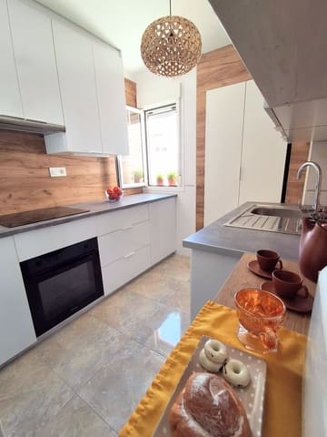 Ático de 2 habitaciones en Albuñol en venta con garaje - 129.000 € (Ref: 10057970)