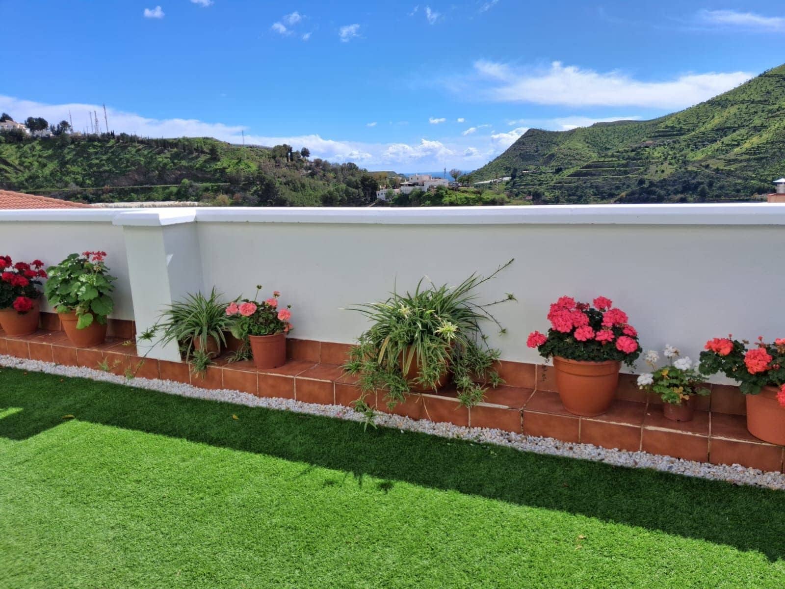 2 Zimmer Penthouse zu verkaufen in Albunol mit Garage - 129.000 € (Ref: 10057970)