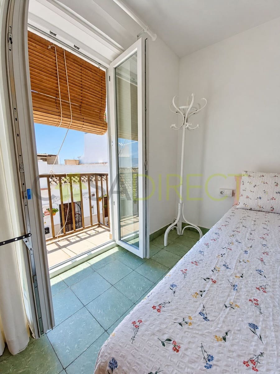 3 bedroom Townhouse for rent in Estepona - € 1,620 (Ref: 10057972)
