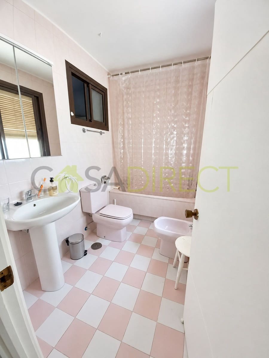 3 bedroom Townhouse for rent in Estepona - € 1,620 (Ref: 10057972)