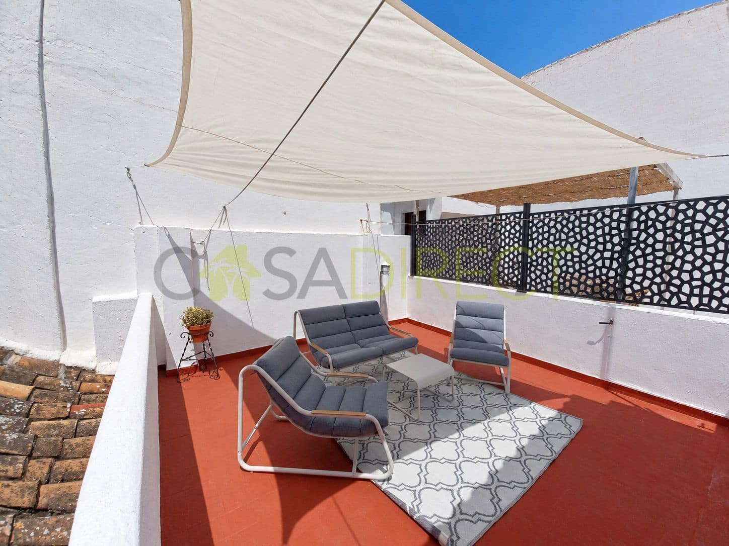 3 bedroom Townhouse for rent in Estepona - € 1,620 (Ref: 10057972)