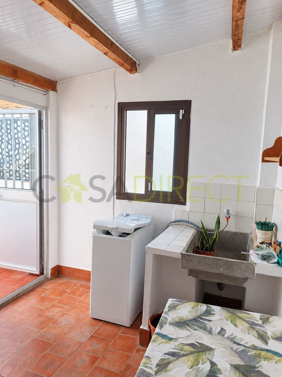 3 bedroom Townhouse for rent in Estepona - € 1,620 (Ref: 10057972)