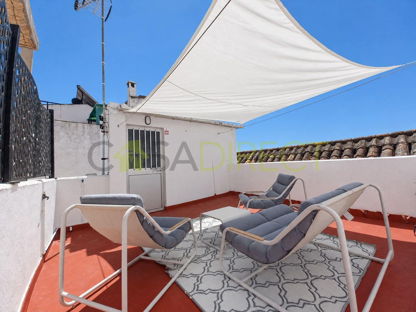 3 bedroom Townhouse for rent in Estepona - € 1,620 (Ref: 10057972)