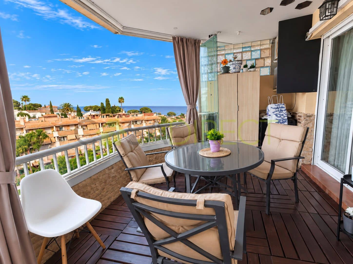 2 makuuhuone Asunto vuokrattavana paikassa Fuengirola mukana uima-altaan 
autotalli - 1 680 € (Ref: 10057974)