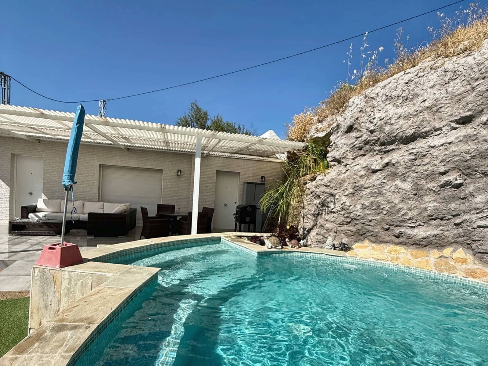 Finca/Casa Rural de 2 habitaciones en Guaro en alquiler con piscina garaje - 1.800 € (Ref: 10061261)