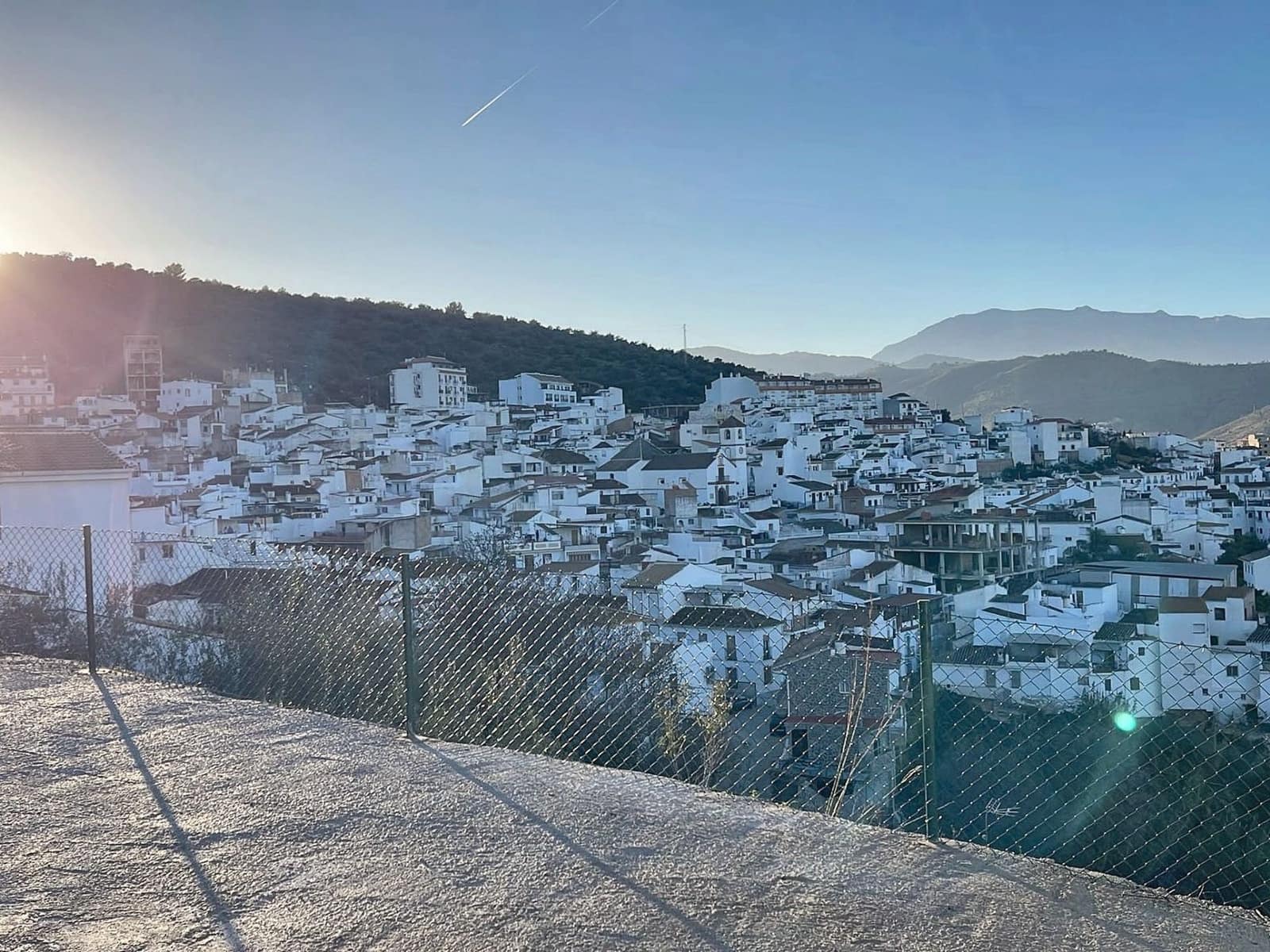 Finca/Casa Rural de 2 habitaciones en Guaro en alquiler con piscina garaje - 1.800 € (Ref: 10061261)