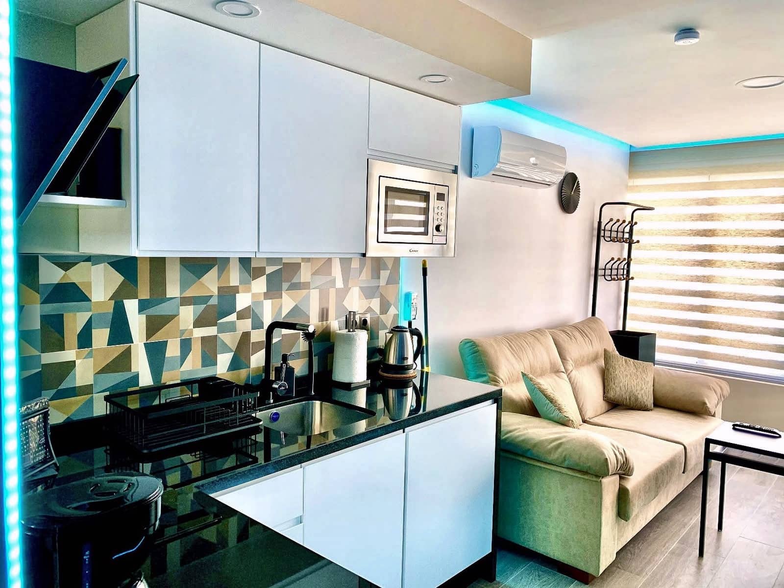 Piso de 1 habitación en Torrox-Costa en alquiler con piscina - 780 € (Ref: 10061262)