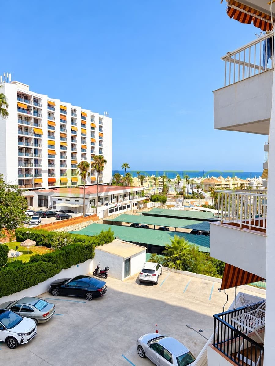 1 quarto Apartamento para arrendar em Benalmadena com piscina - 1 540 € (Ref: 10074906)