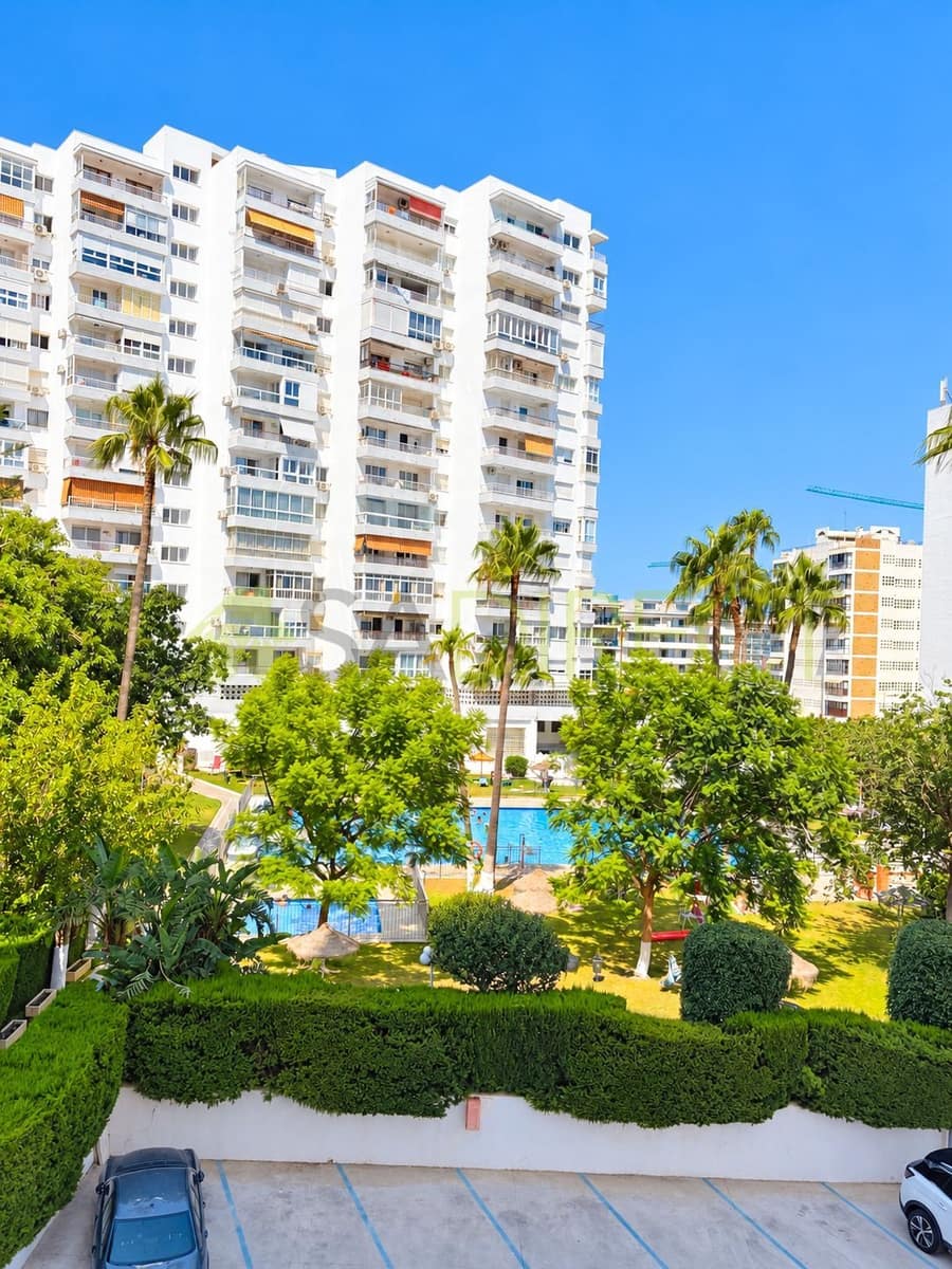 1 quarto Apartamento para arrendar em Benalmadena com piscina - 1 540 € (Ref: 10074906)