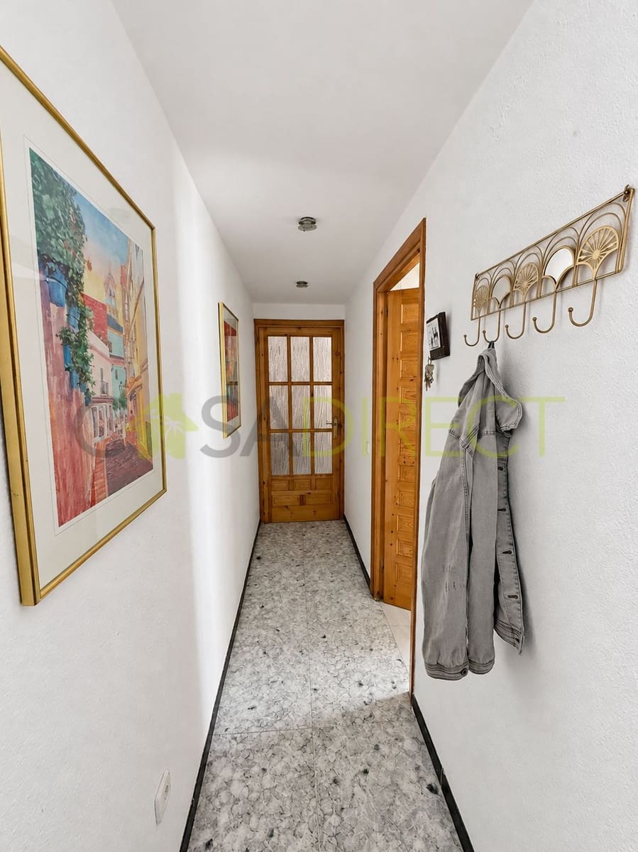 3 soveværelse Lejlighed til leje i Marbella - € 1.500 (Ref: 10090097)