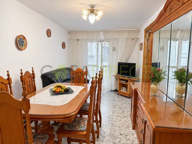 3 soveværelse Lejlighed til leje i Marbella - € 1.500 (Ref: 10090097)