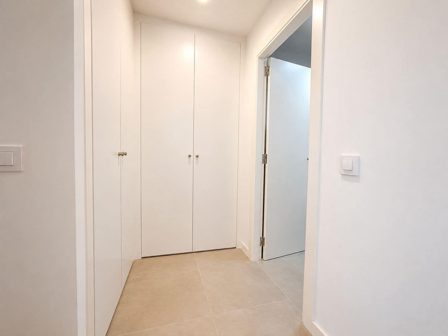 Appartement de 2 chambres à louer à Torrox-Costa avec piscine garage - 1 400 € (Ref: 10099655)
