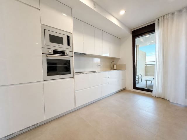Apartamento de 2 habitaciones en El Peñoncillo, Torrox en alquiler con piscina garaje - 1.400 € (Ref: 10099655)