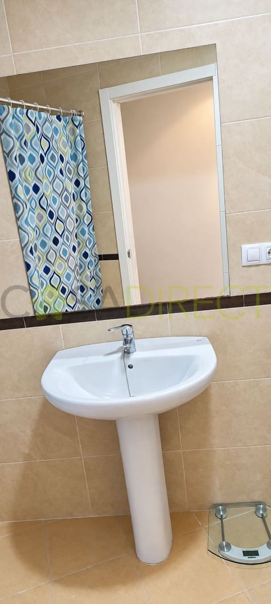 2 slaapkamer Flat te huur in Salobrena - € 675 (Ref: 10123421)