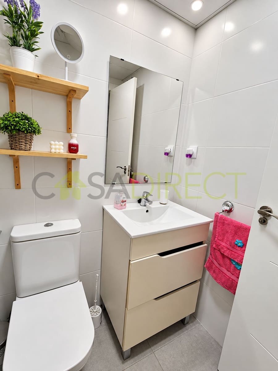 Appartement de 2 chambres à louer à Almunecar avec piscine garage - 1 080 € (Ref: 10135621)