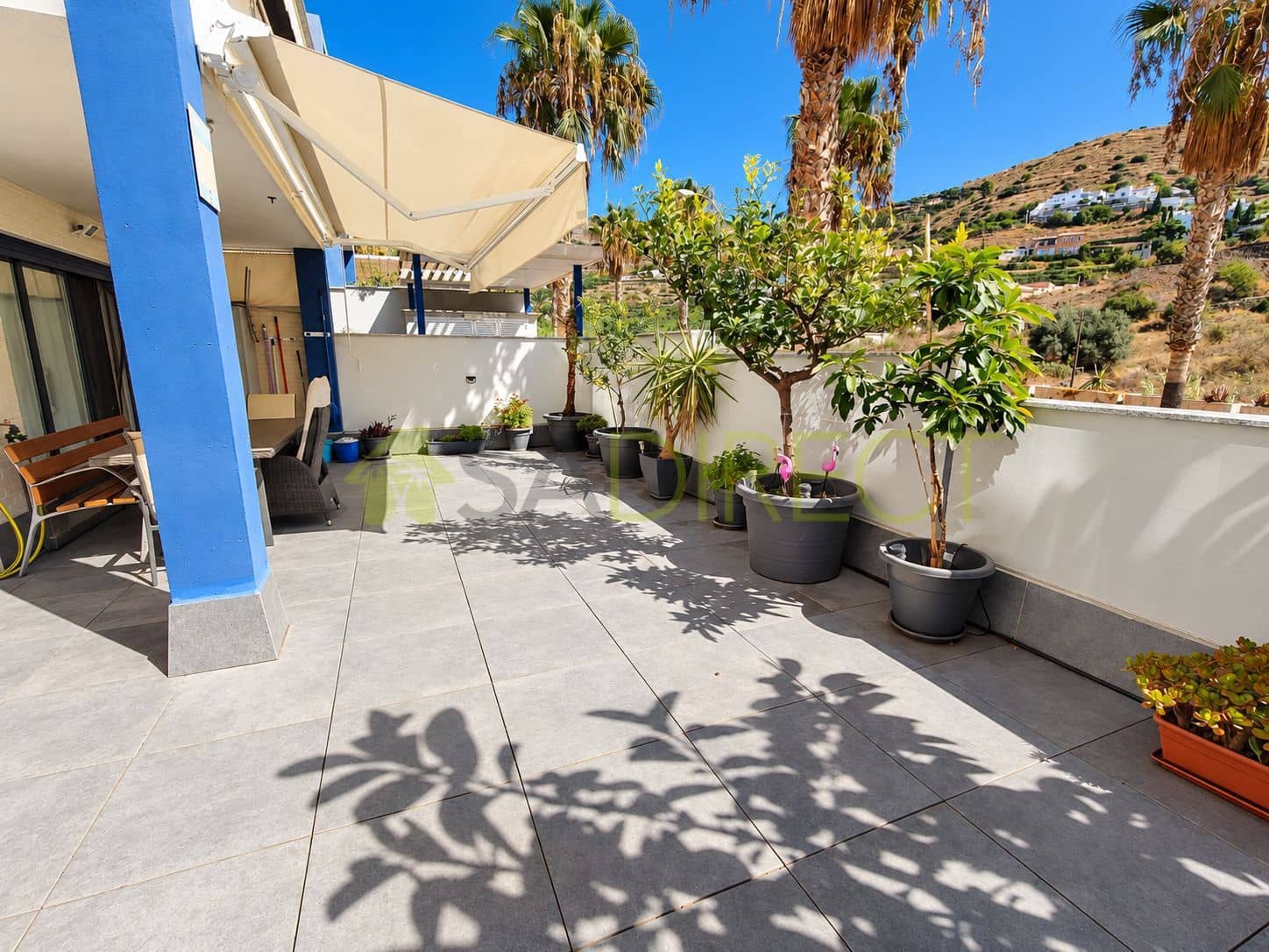 Appartement de 2 chambres à louer à Almunecar avec piscine garage - 1 080 € (Ref: 10135621)