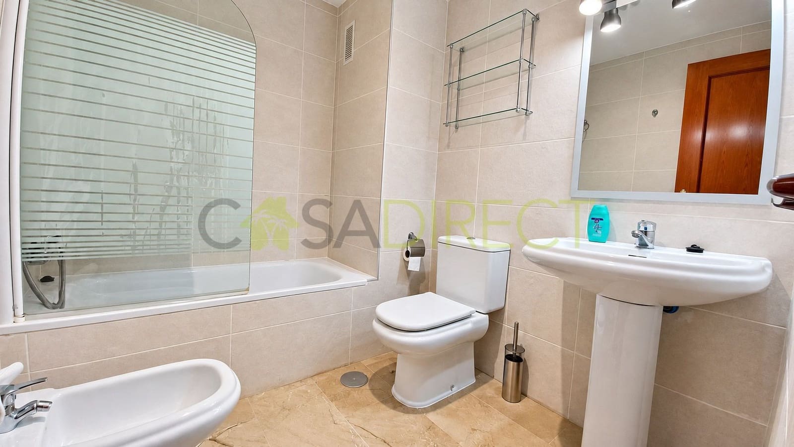 2 slaapkamer Flat te huur in Torremolinos met zwembad - € 1.465 (Ref: 10141665)