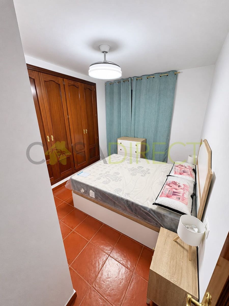 2 bedroom Apartment for rent in Alcaucin with pool garage - € 920 (Ref: 10166086)