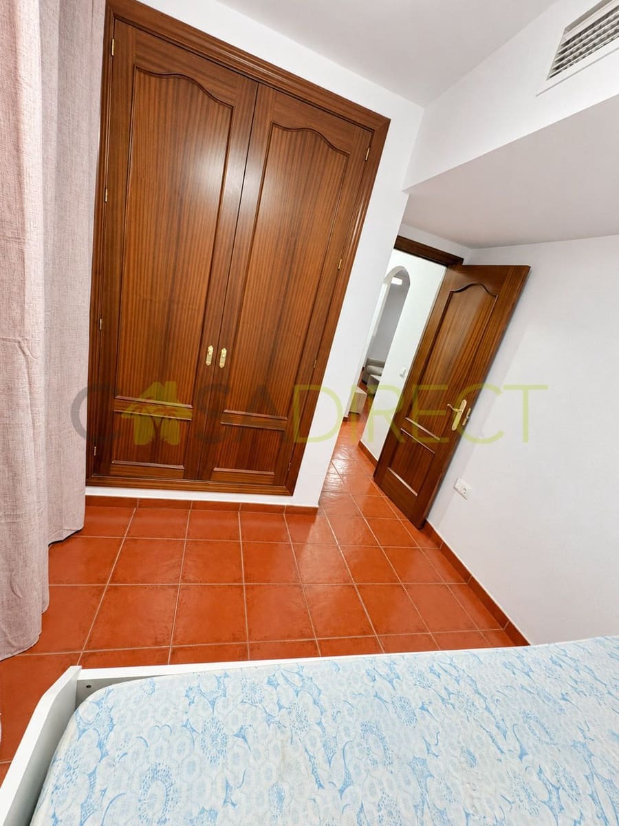2 bedroom Apartment for rent in Alcaucin with pool garage - € 920 (Ref: 10166086)