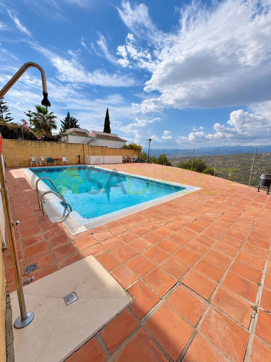 2 bedroom Apartment for rent in Alcaucin with pool garage - € 920 (Ref: 10166086)