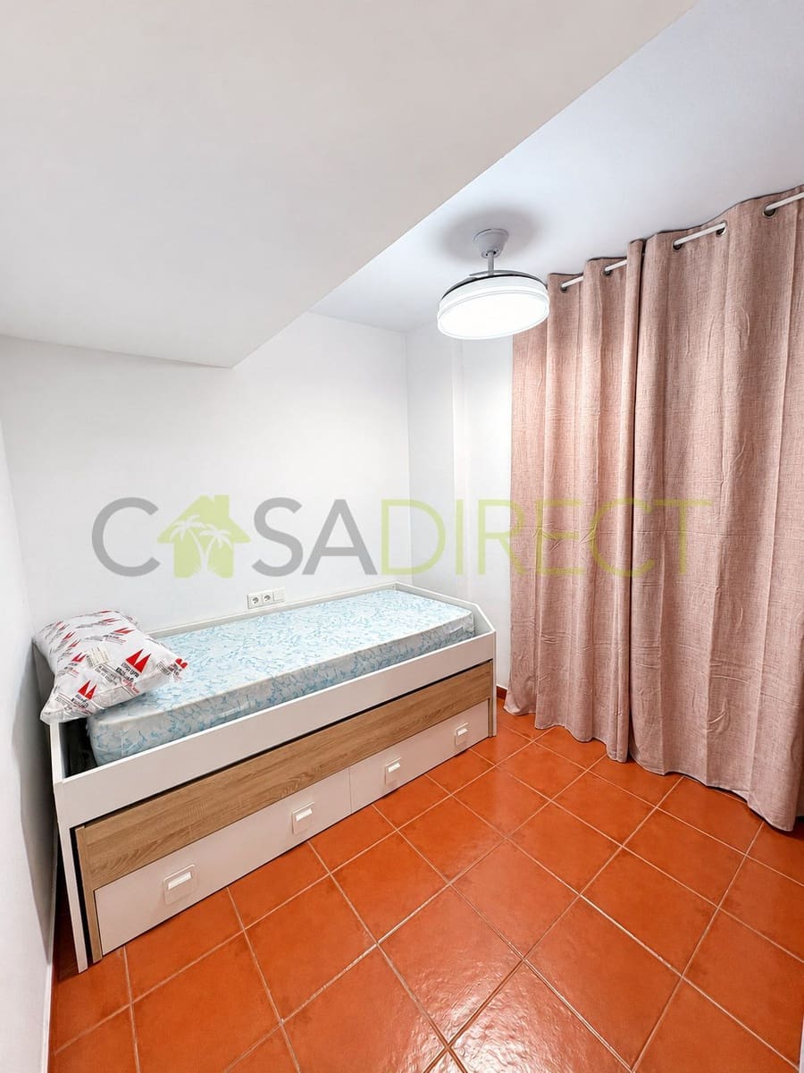 2 bedroom Apartment for rent in Alcaucin with pool garage - € 920 (Ref: 10166086)