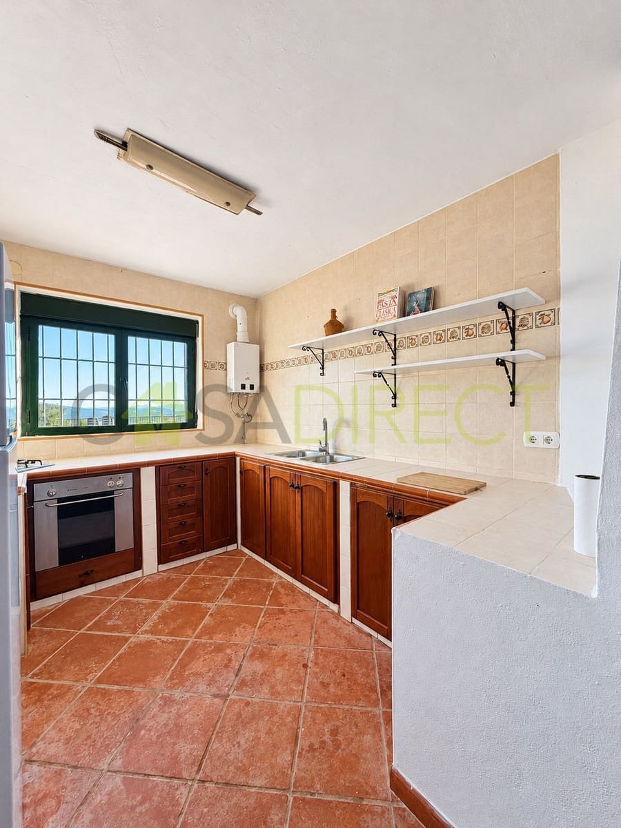 2 slaapkamer Villa te huur in Periana met zwembad - € 850 (Ref: 10173184)
