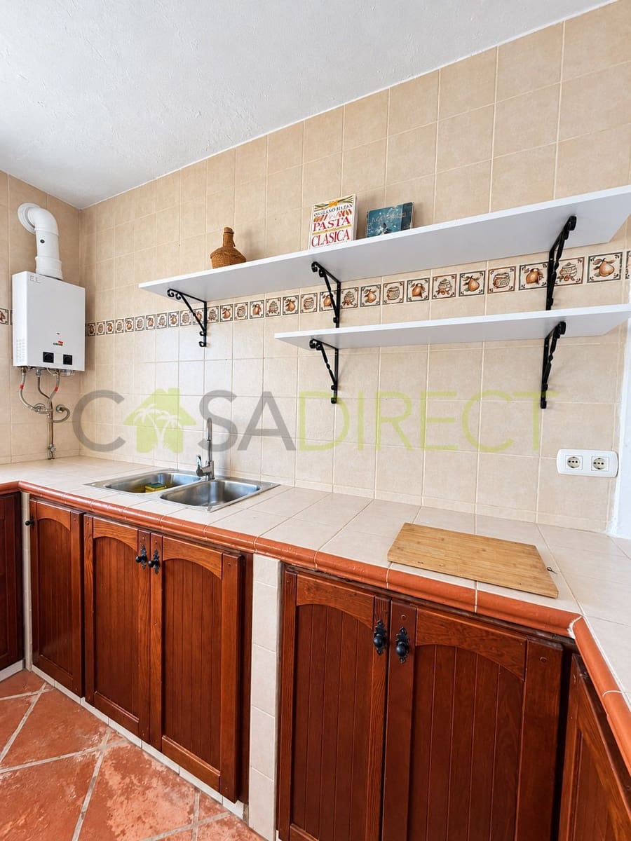 2 slaapkamer Villa te huur in Periana met zwembad - € 850 (Ref: 10173184)