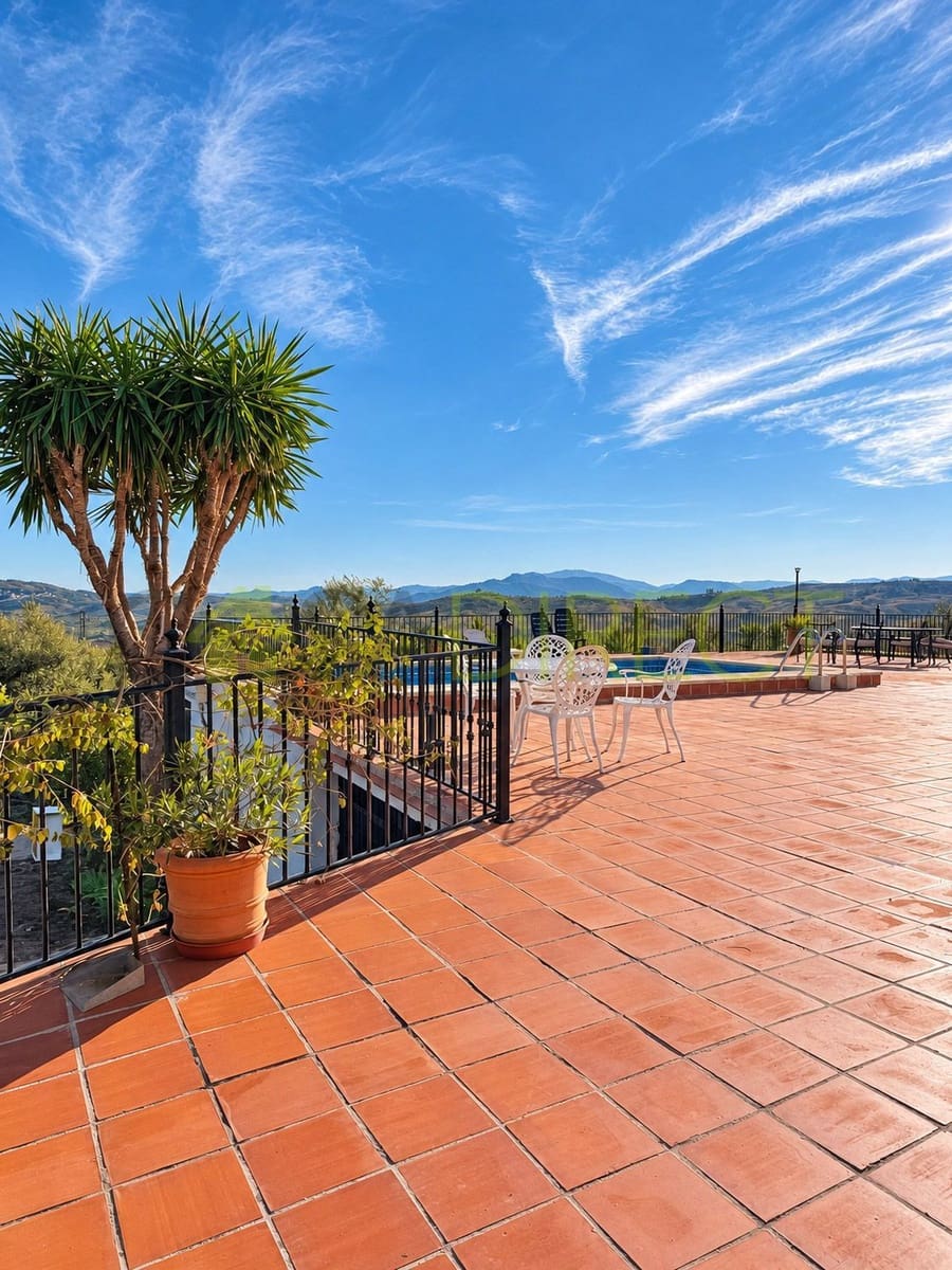 2 slaapkamer Villa te huur in Periana met zwembad - € 850 (Ref: 10173184)