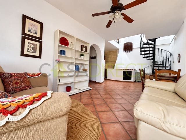 2 bedroom Villa for rent in Periana with pool - € 850 (Ref: 10173184)