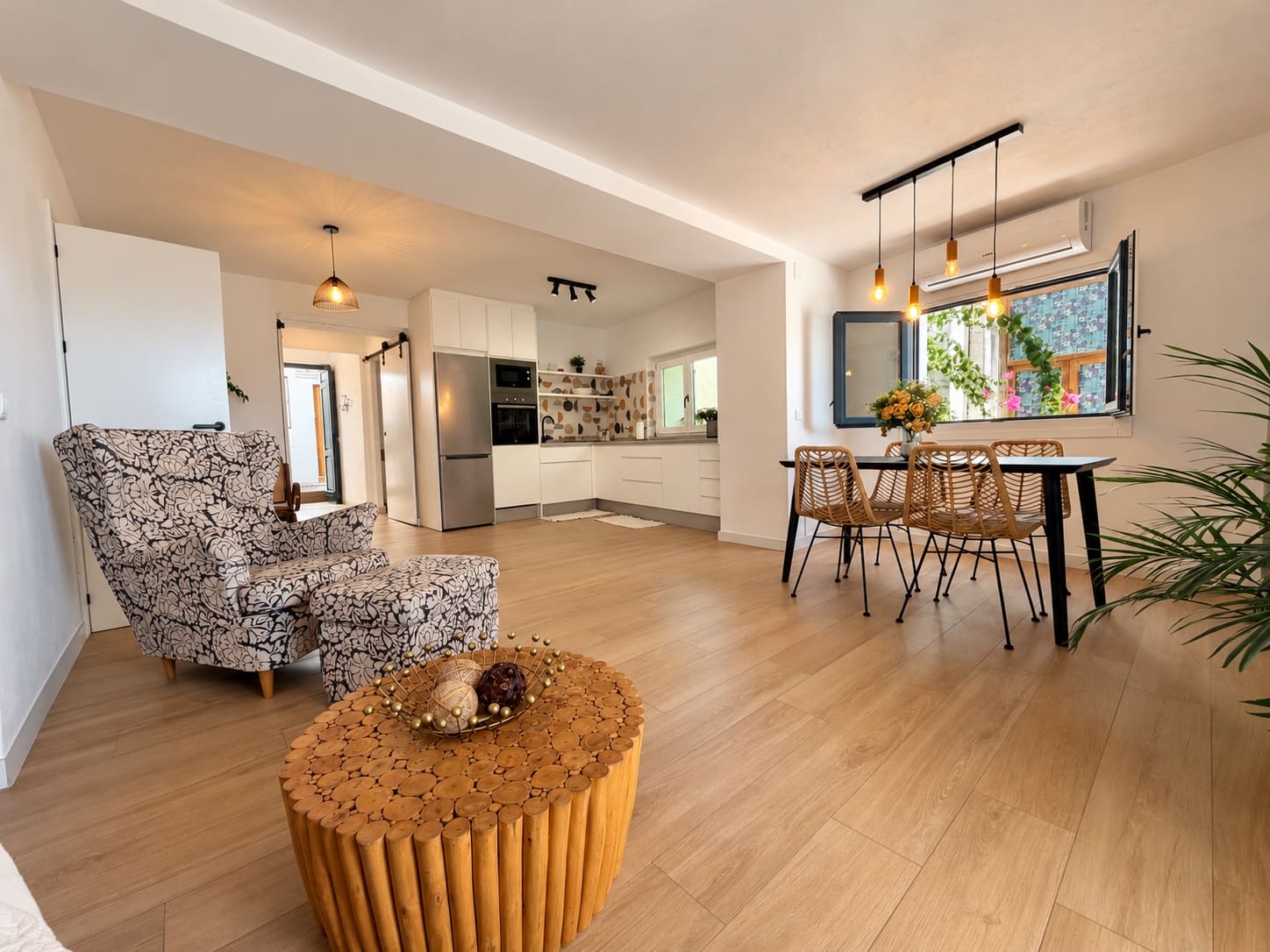2 quarto Moradia Geminada para arrendar em Frigiliana - 1 200 € (Ref: 10174350)