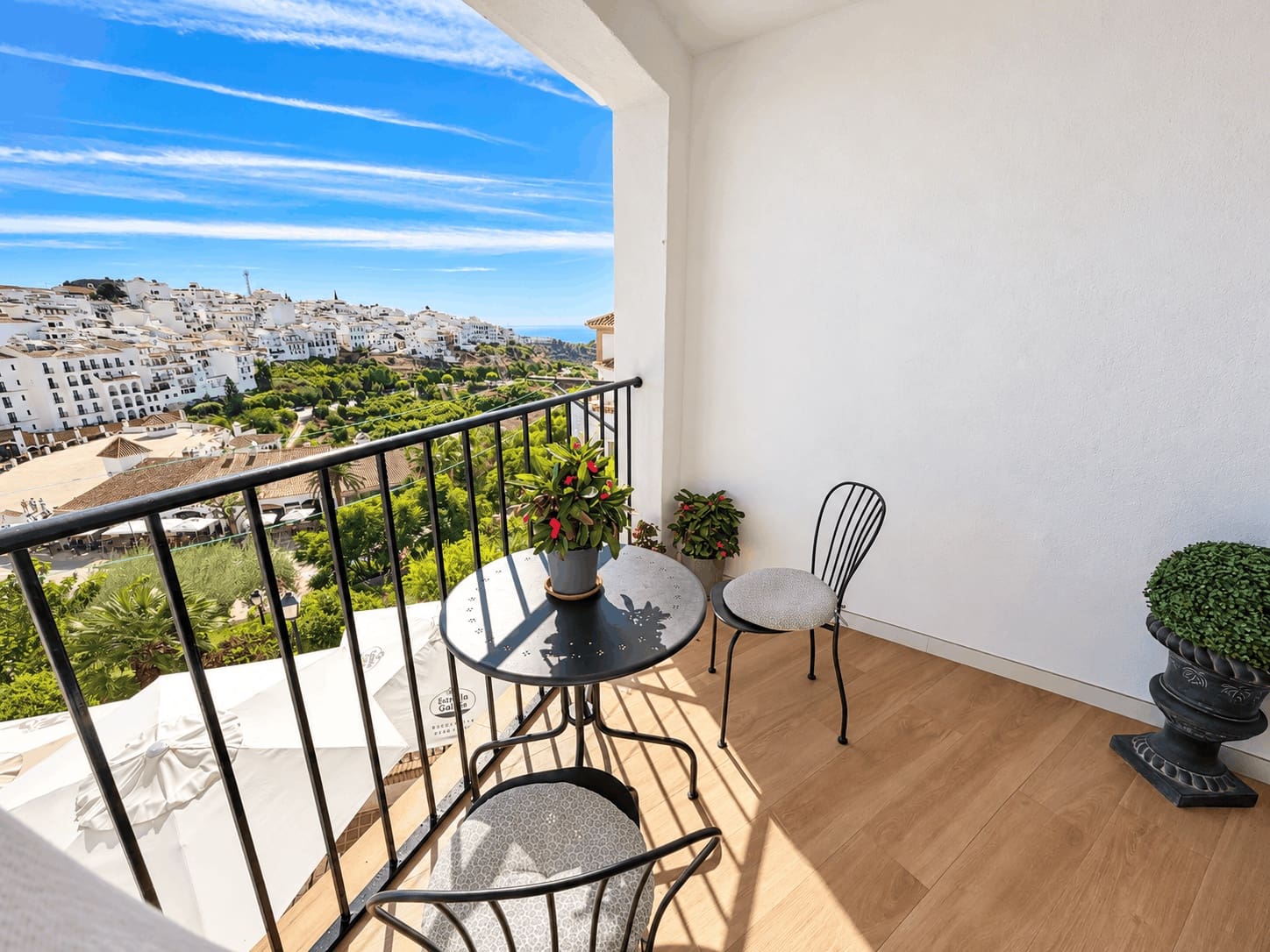 2 quarto Moradia Geminada para arrendar em Frigiliana - 1 200 € (Ref: 10174350)